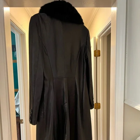 MLC Leather Coat with Faux Fur Collar - Picture 3 of 7